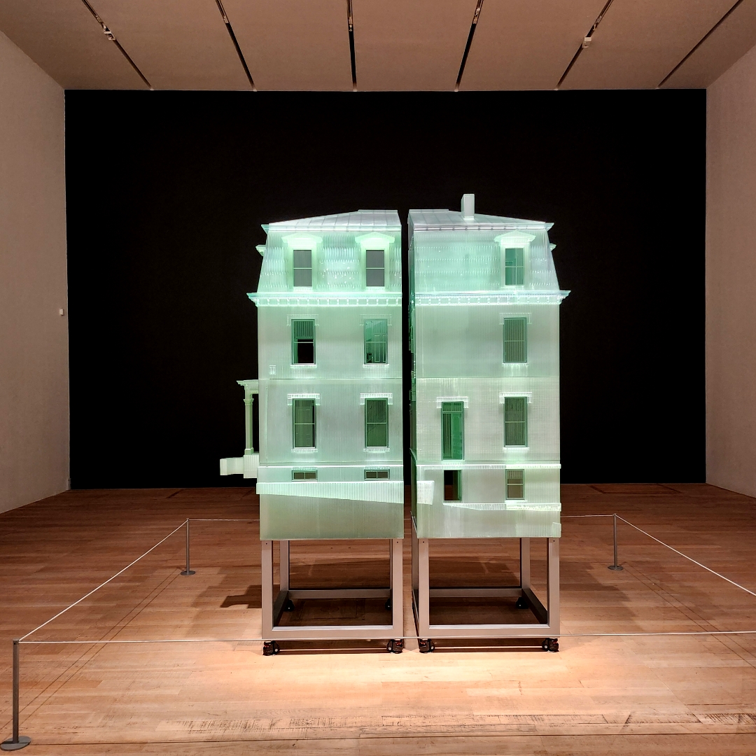 Do Ho Suh: Walk the House Tate Modern 2025.5.1-10.19   제네시스와 테이트 모던 파트너십 전시로, 서도호 작가의 특별전.  작가가 살아온... 